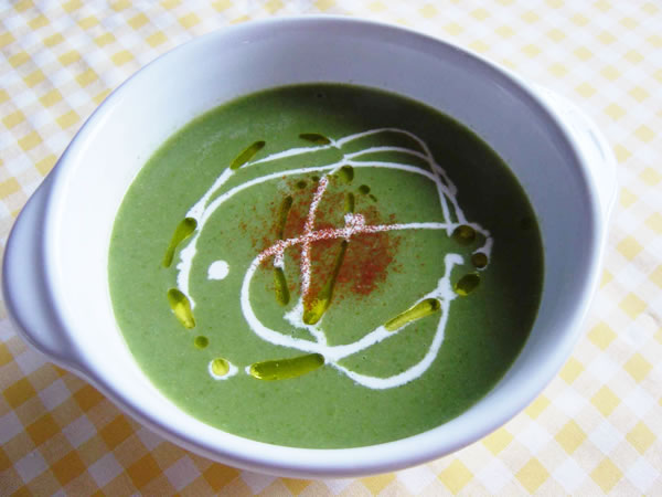 小松菜のグリーンスープ