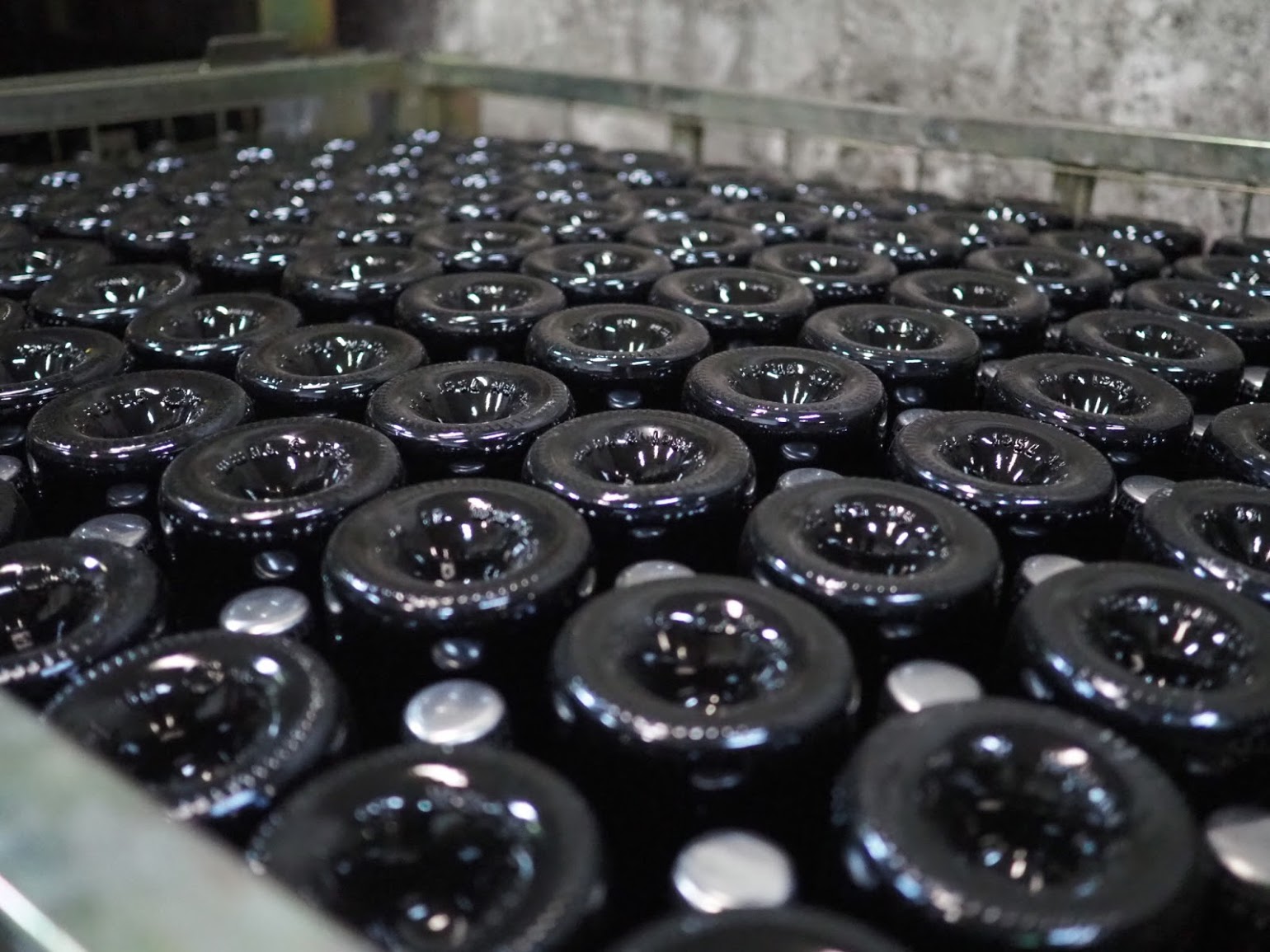 瓶内二次発酵で作るアルヴァリーニョのスパークリング